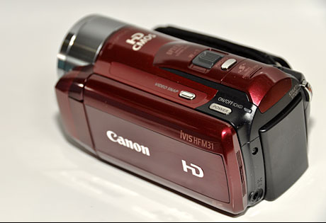 Canon「iVIS HF M31」