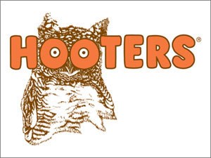 HOOTERS_1.jpg