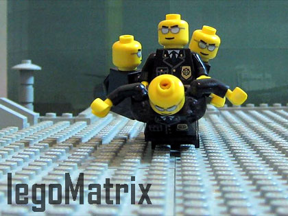 レゴでマトリックスを再現「Lego Matrix Trinity Help」