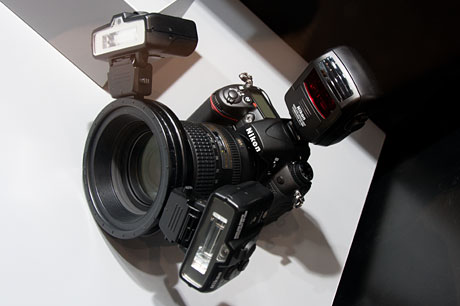 『Nikon Digital Live 2010』で「D7000」に触れてきやした