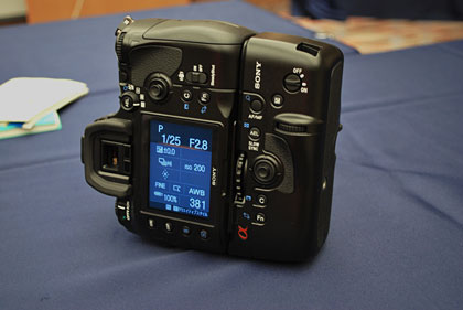 SONY「α900」に触れてみた（Sony Dealer Convention 2008）