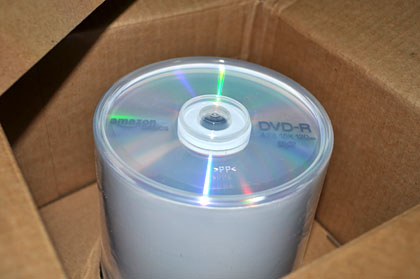 「Amazonベーシック 4.7GB 16倍速 DVD-R データ用 (100枚入)」が届いたっす