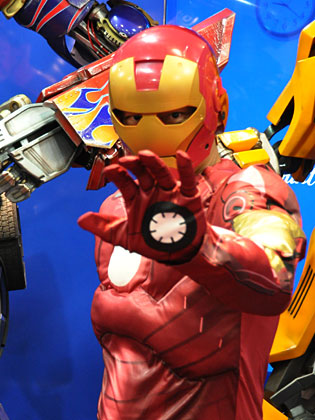 「MAN. MACHINE. HERO. IRONMAN 2」の試写会に行ってきた