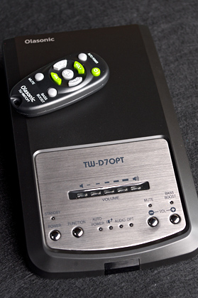 薄型TV用スピーカー「Olasonic TW-D7OPT(B)」は地デジとセットで揃えて欲しいスピーカー！