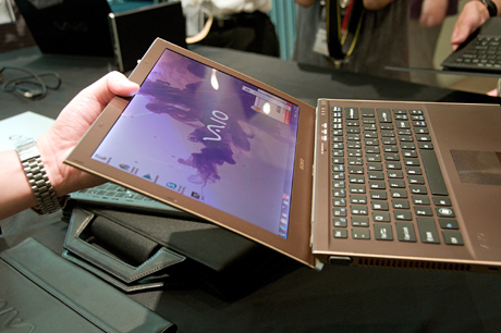 緻密な設計とデザインで軽さと強さを両立！史上最強の「新VAIO Z」（Z21-その2）