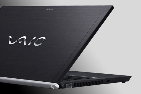 緻密な設計とデザインで軽さと強さを両立！史上最強の「新VAIO Z」（Z21-その2）