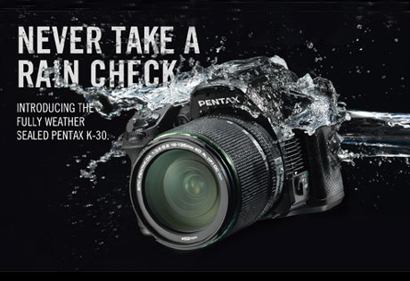 「PENTAX K-30」と「K-5」のサイズ比較