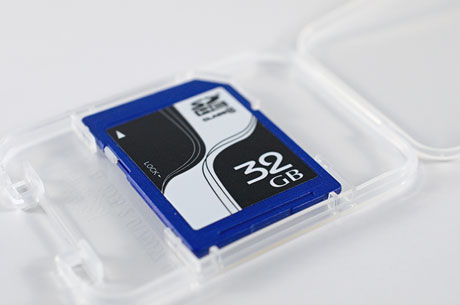 上海問屋オリジナルSDカードの32GBをワケあって買いましたｗｗ
