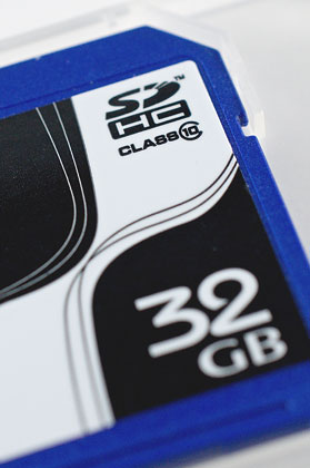 上海問屋オリジナルSDカードの32GBをワケあって買いましたｗｗ