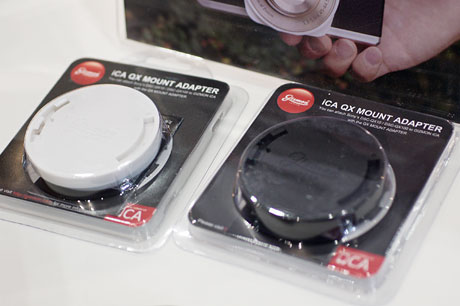 [CP+2014:小物篇] GIZMONの「QX MOUNT ADAPTER」、超軽量カメラバッグほか